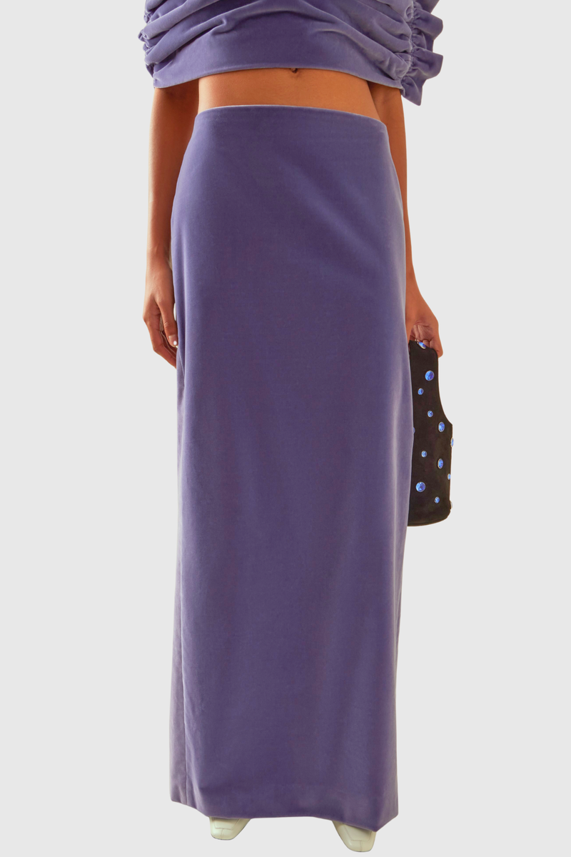 Polished Top with an Effortless Classic Look
