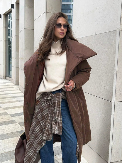 Elegantly Styled Coat for Everyday Wear