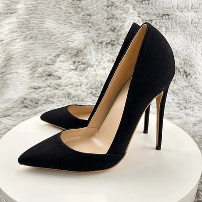 Well Tailored Heels with a Graceful Silhouette