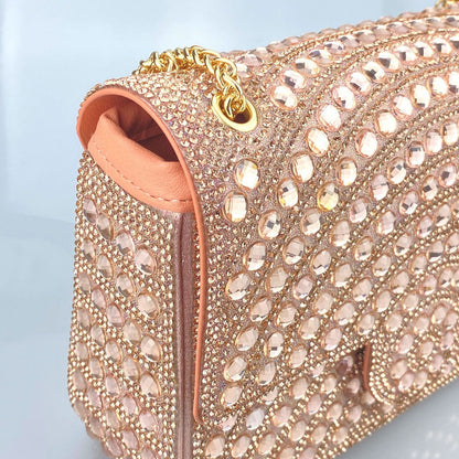 Effortlessly Elegant Bag with a Timeless Design