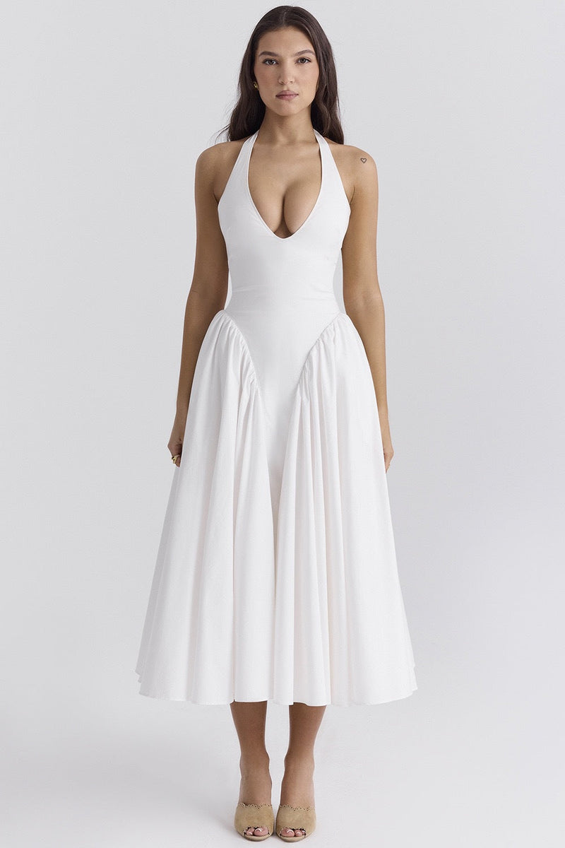 Sophisticated Dress with a Clean Classic Look