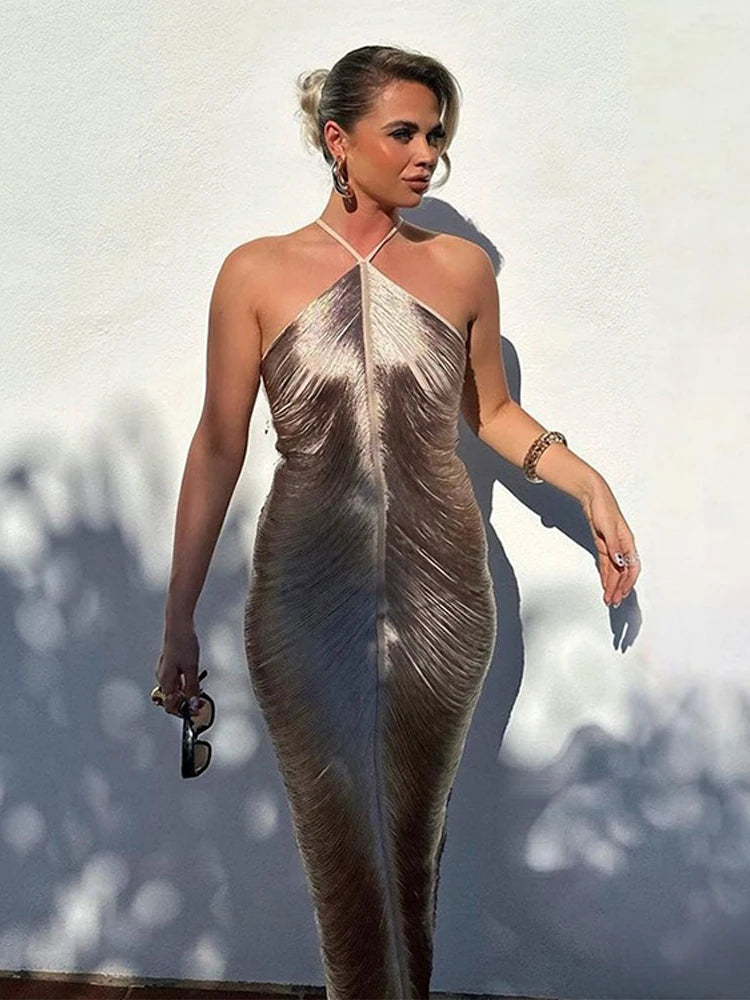 Gracefully Styled Dress for Any Occasion
