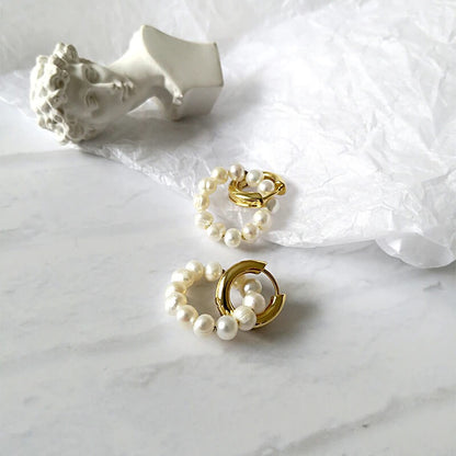 Effortlessly Elegant Garment with a Timeless Design