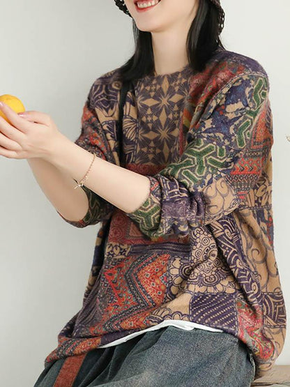 Classic Vintage Sweater with a Flattering Fit