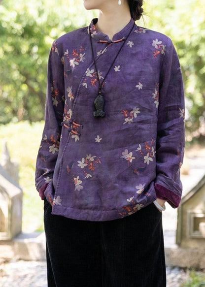 Well Tailored Blouse with a Graceful Silhouette