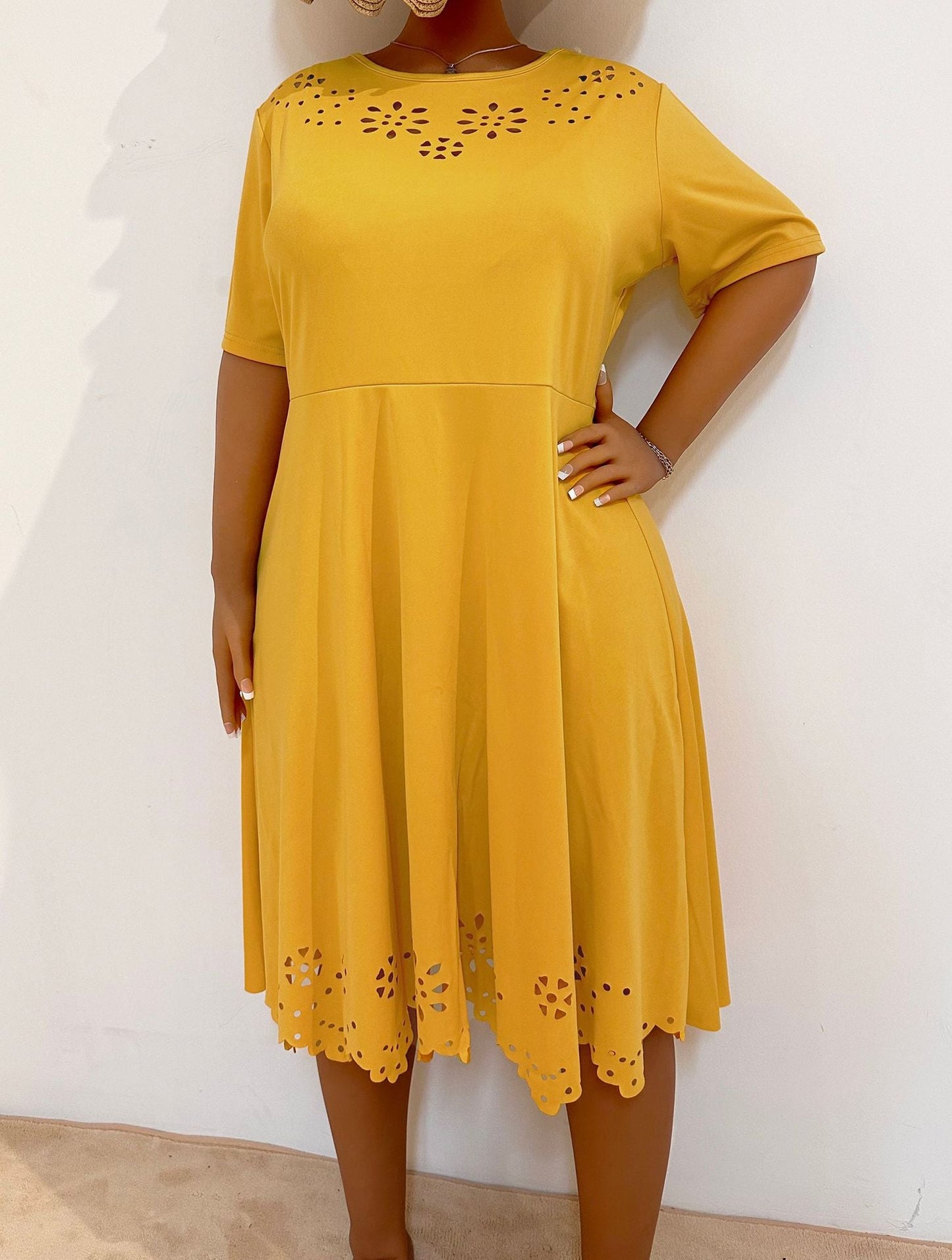 Beautifully Crafted Dress in a Classic Style