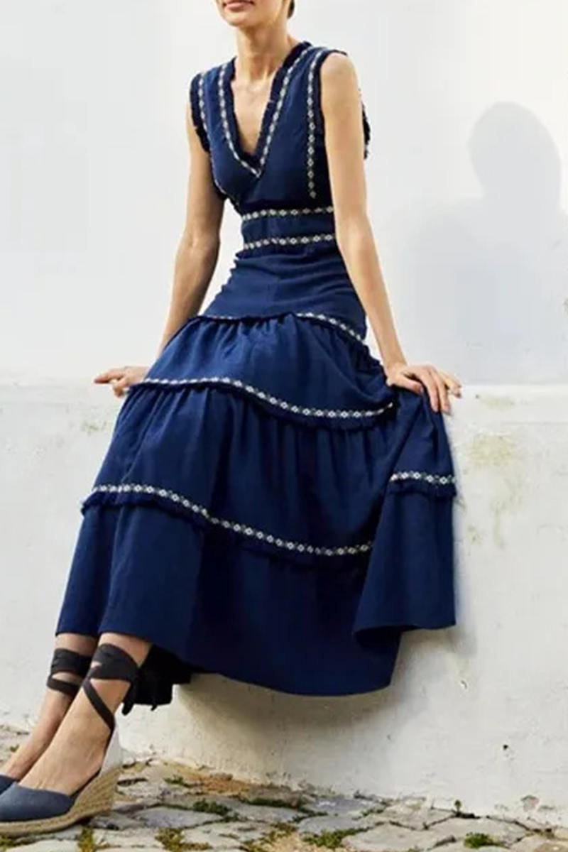 Classic Vintage & Enduringly Stylish Dress
