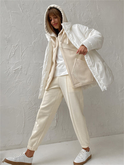 Effortlessly Elegant Cardigan with a Timeless Design