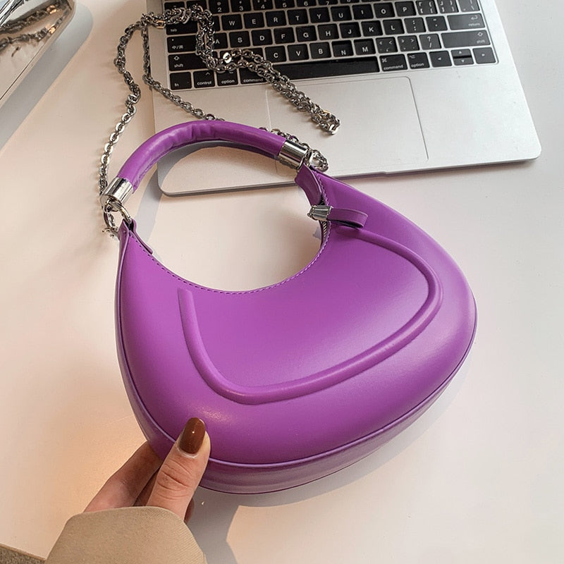 Elegantly Styled Bag for Everyday Wear