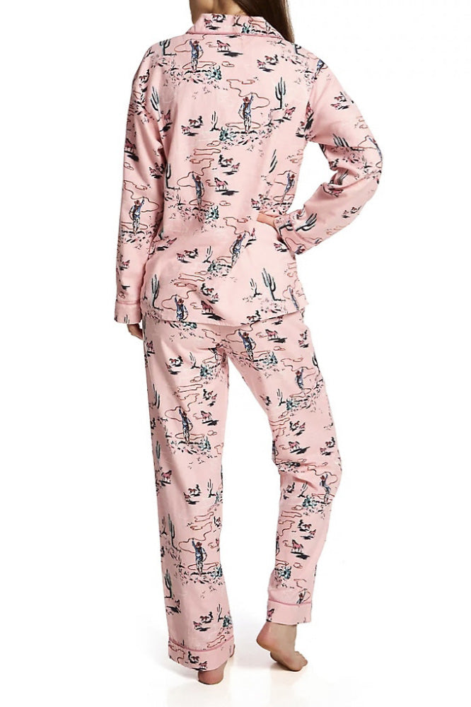 Well Tailored Garment with a Graceful Silhouette