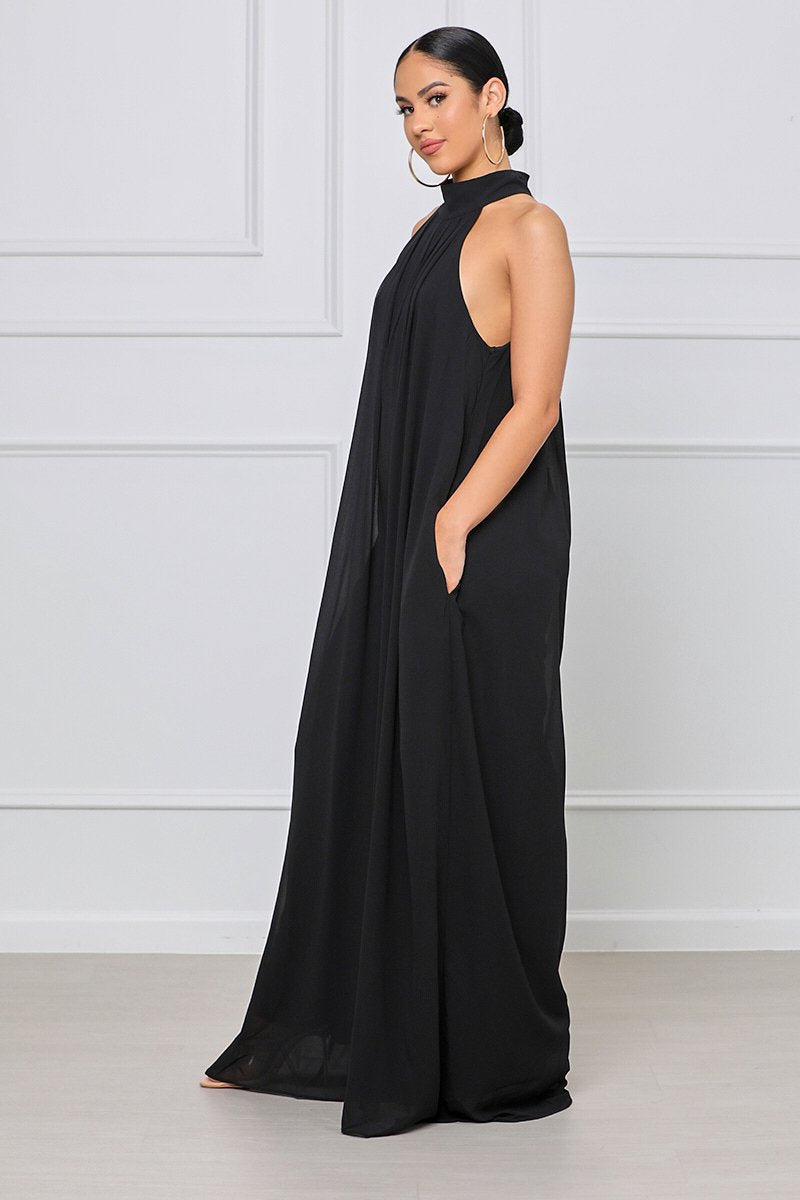 Gracefully Styled Garment for Any Occasion
