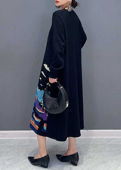 Well Tailored Sweater with a Graceful Silhouette