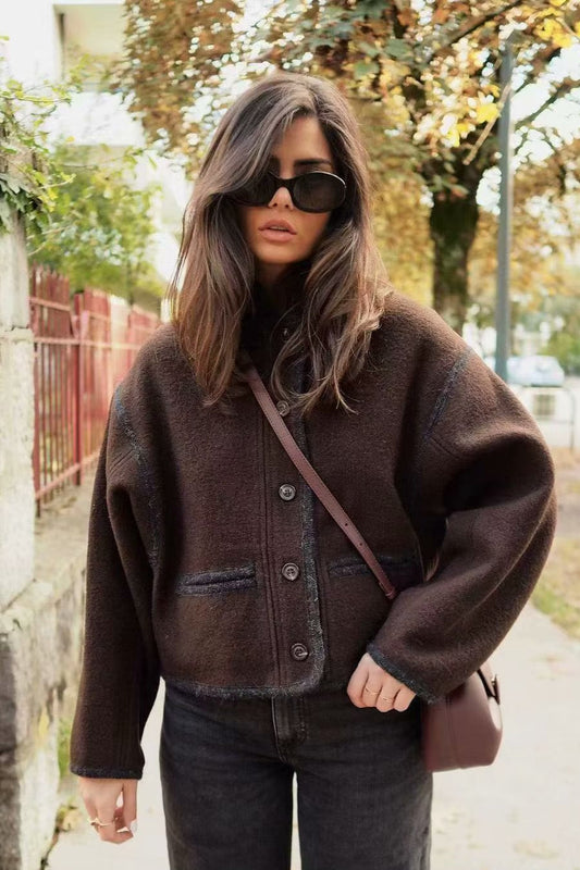 Beautifully Finished Coat in a Timeless Design