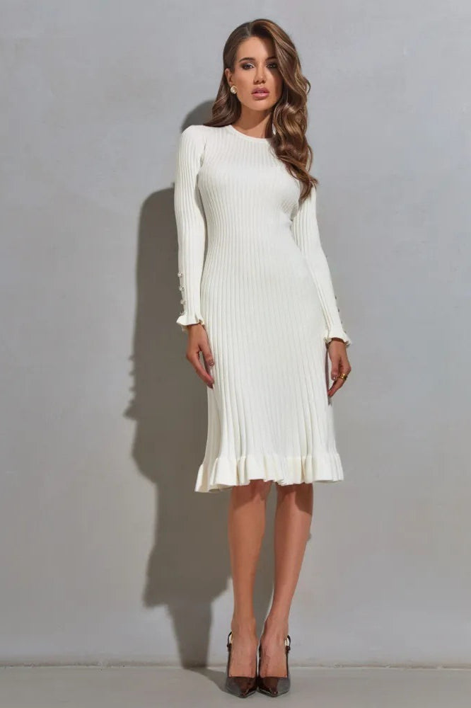 Classic Vintage Sweater with a Flattering Fit