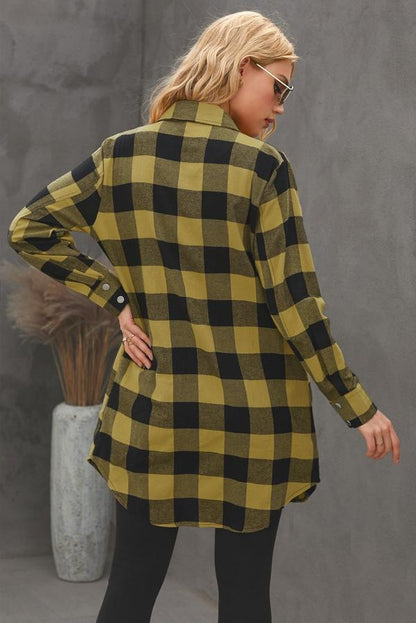 Classic Vintage Shirt with a Flattering Fit