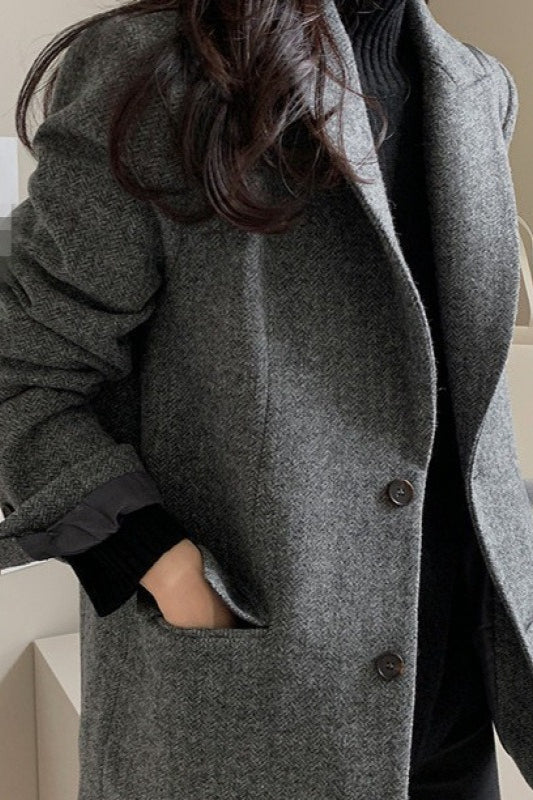 Gracefully Styled Garment for Any Occasion