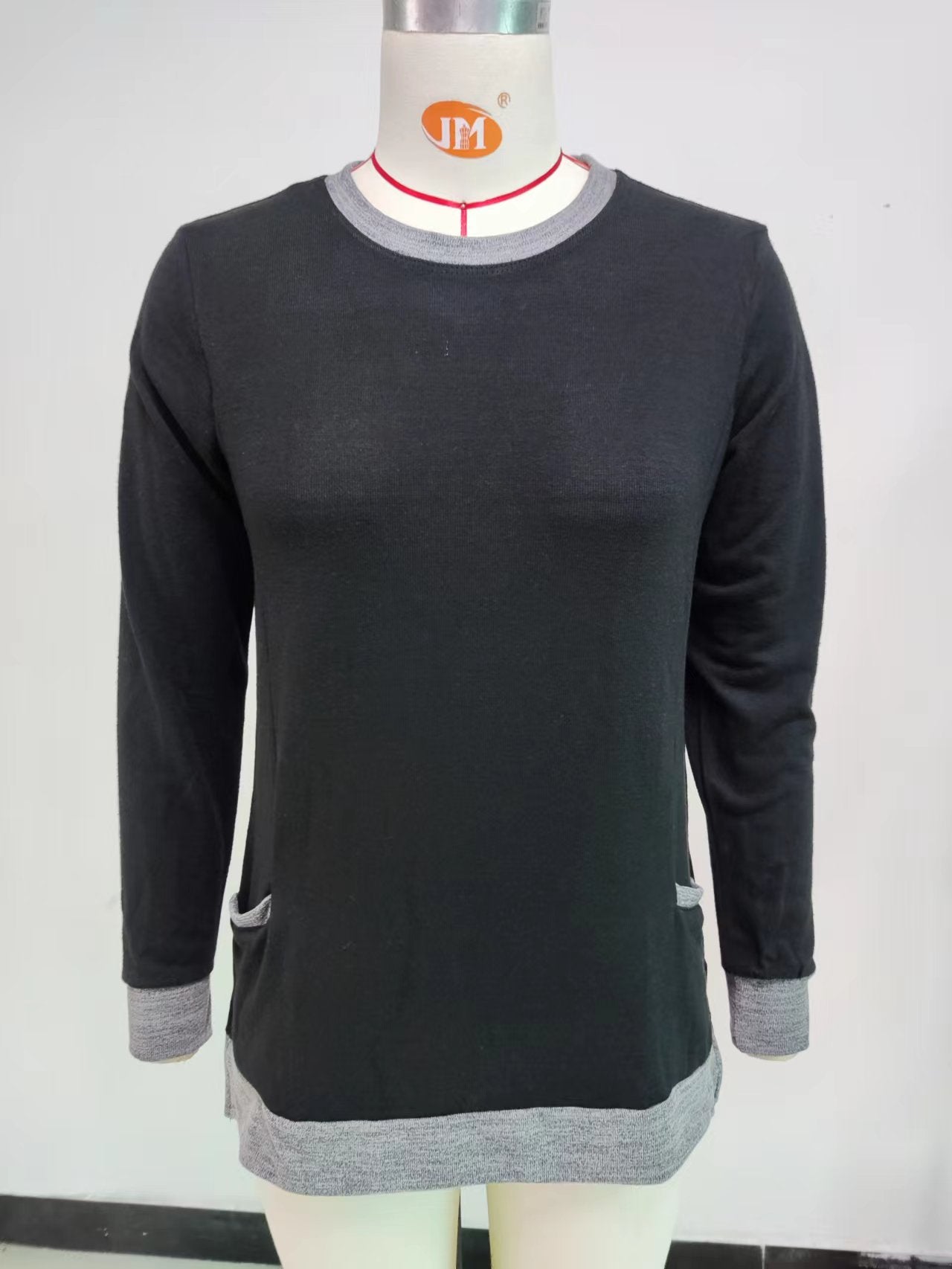 Beautifully Crafted Pullover in a Classic Style