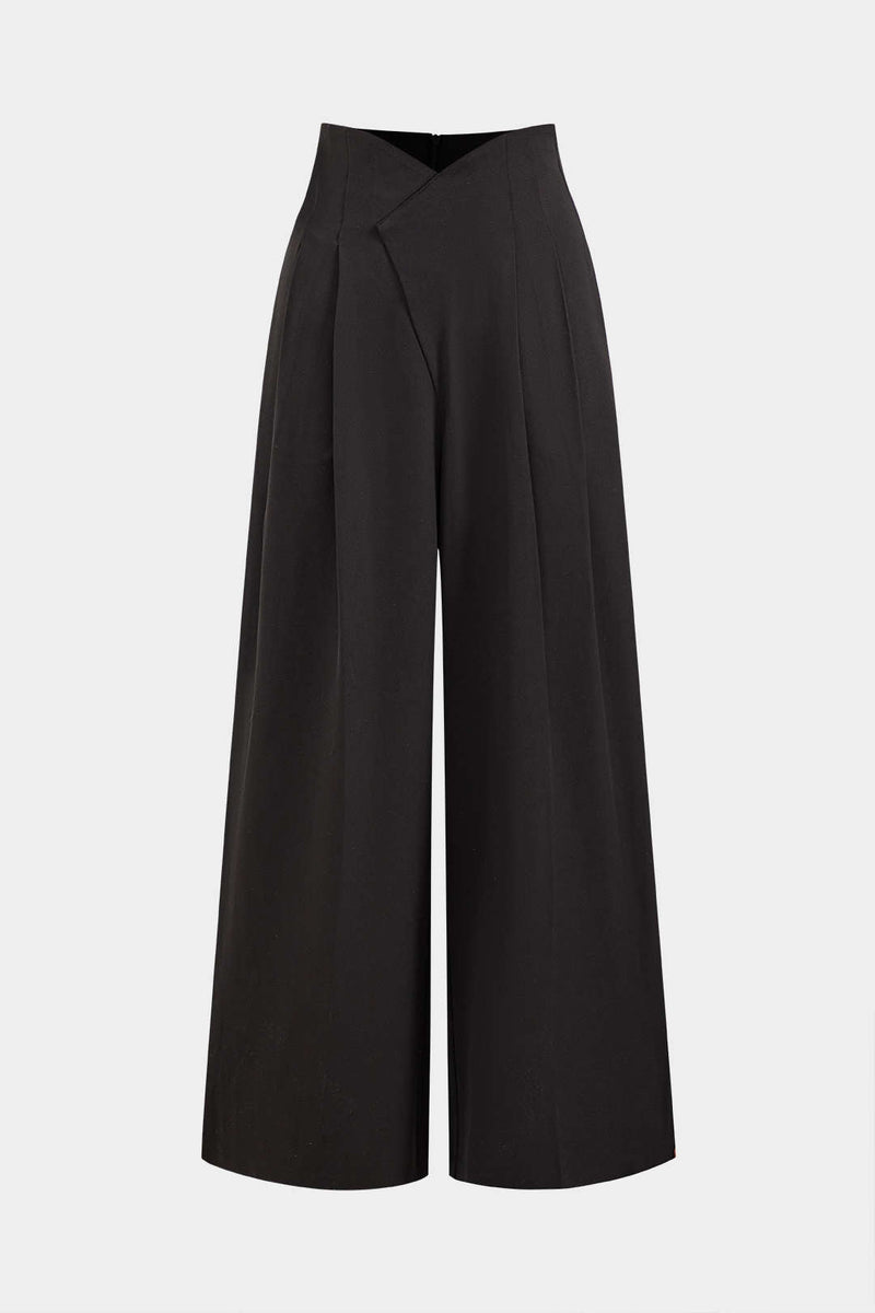 A Vintage Style Trousers with Delicate Timeless Details