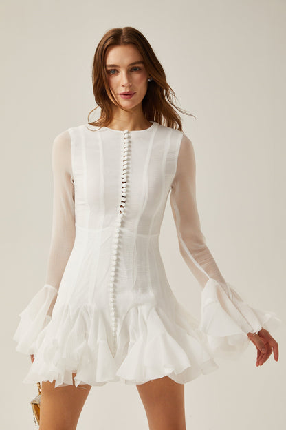 Beautifully Finished Dress in a Timeless Design