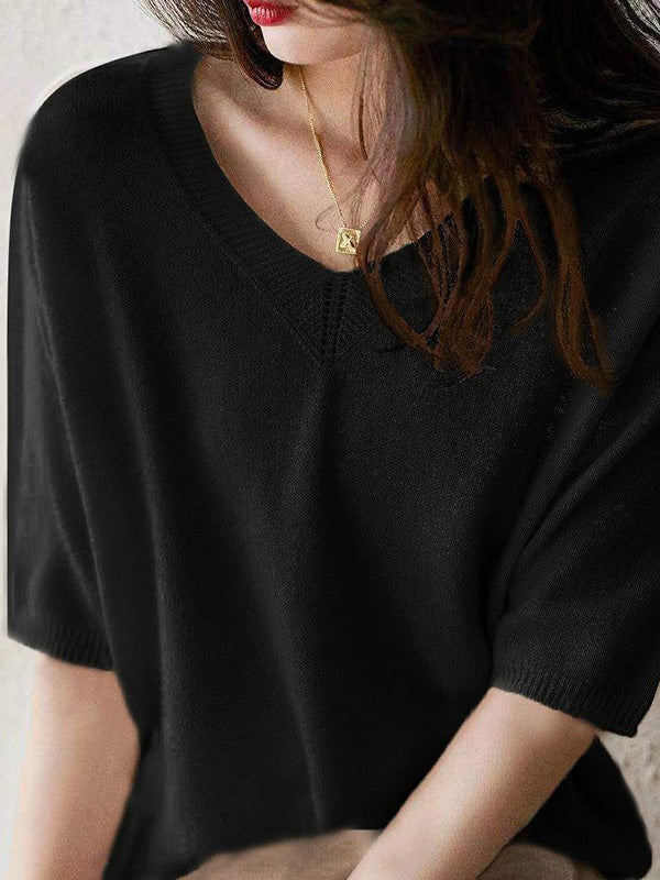 Elegantly Styled Pullover for Everyday Wear