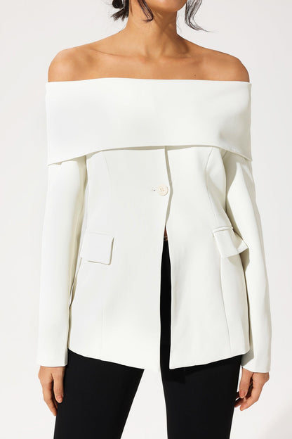 Beautifully Finished Garment in a Timeless Design