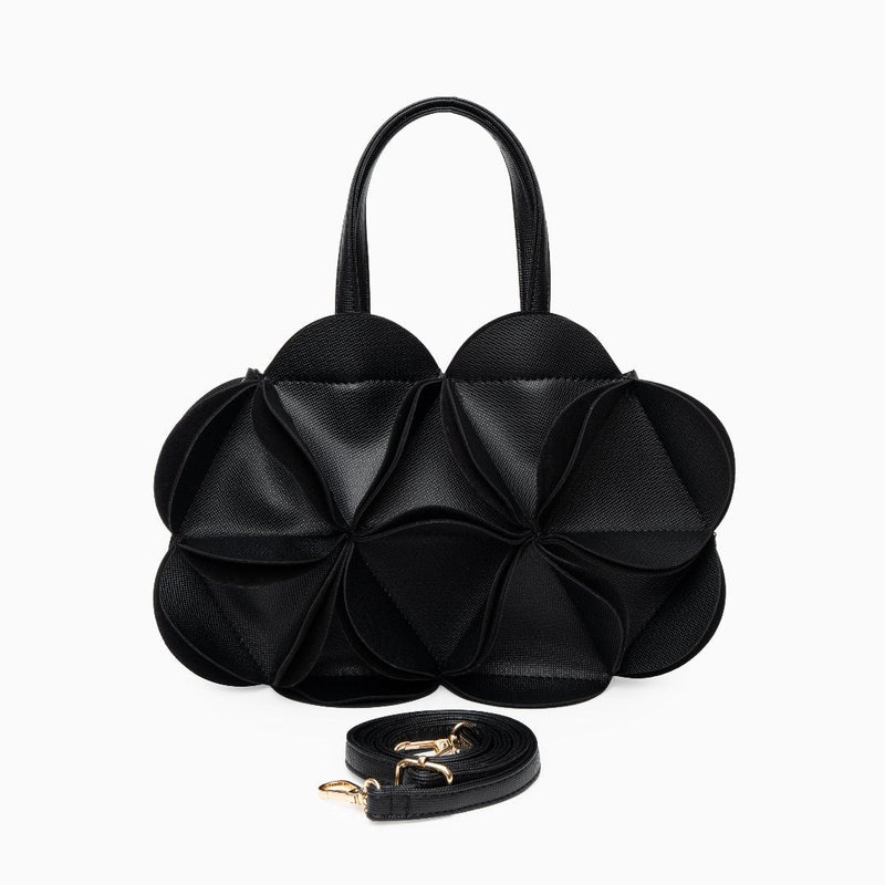 Gracefully Styled Bag for Any Occasion
