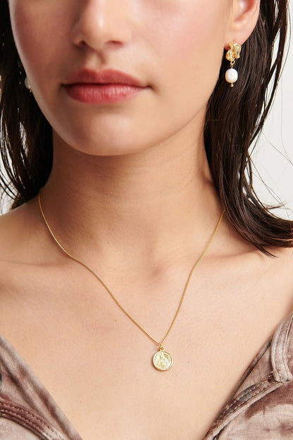 Classic Vintage Garment with a Flattering Fit