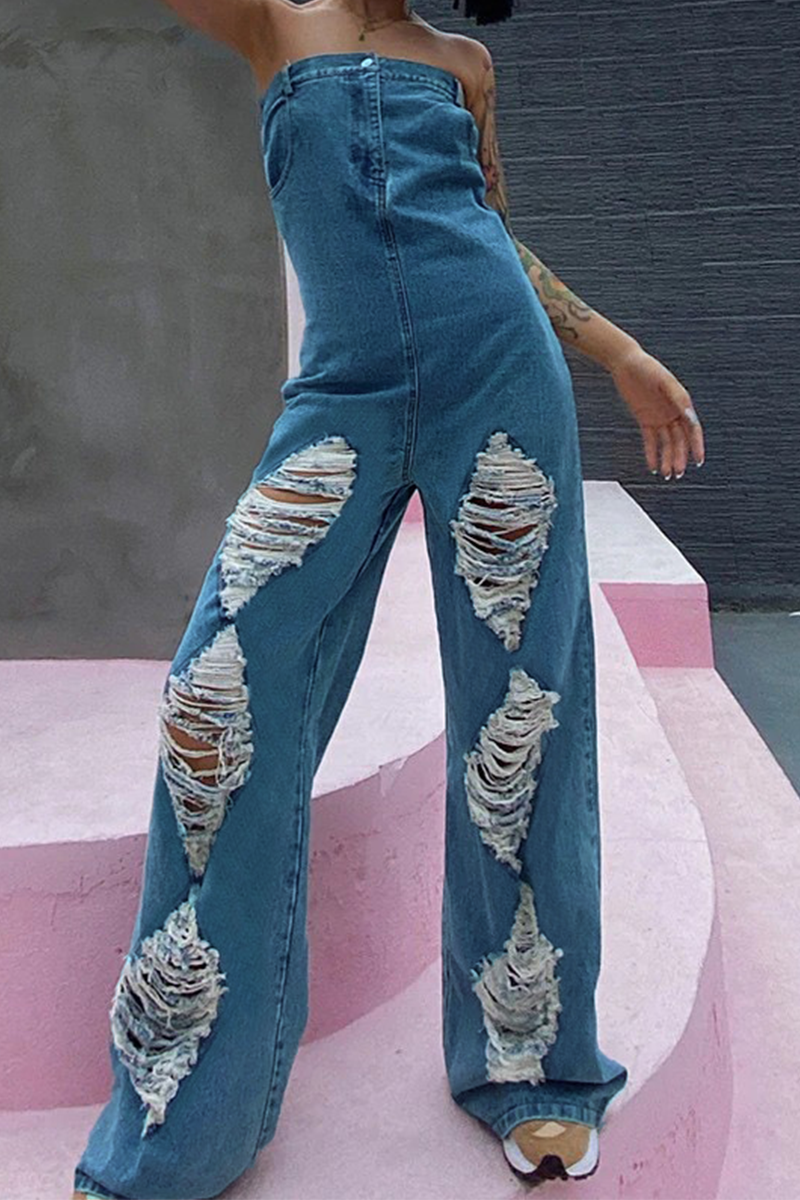 Well Tailored Garment with a Graceful Silhouette