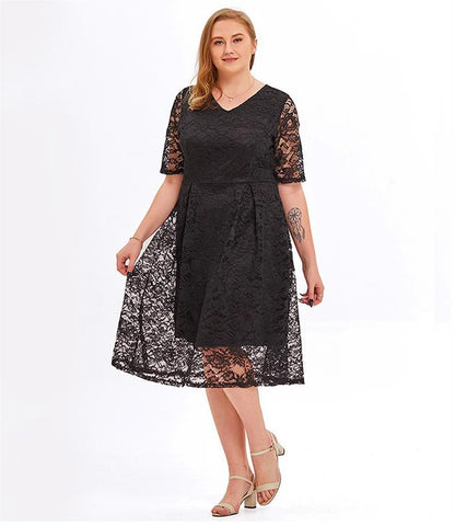 Well Tailored Dress with a Graceful Silhouette
