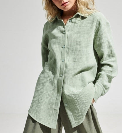 Sophisticated Shirt with a Clean Classic Look