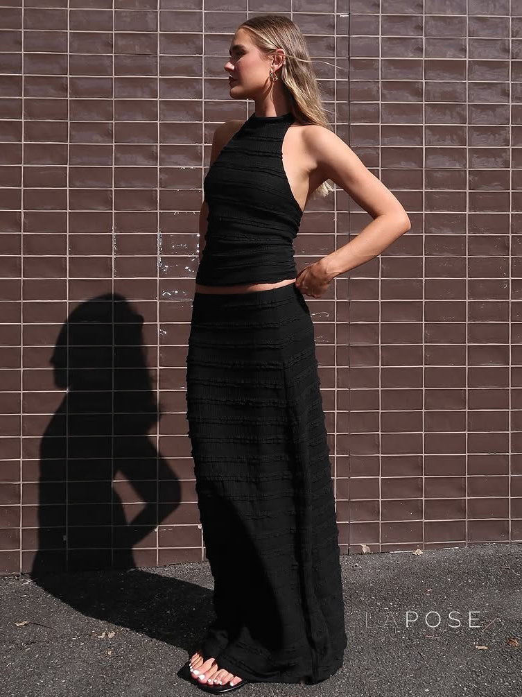 Beautifully Finished Garment in a Timeless Design