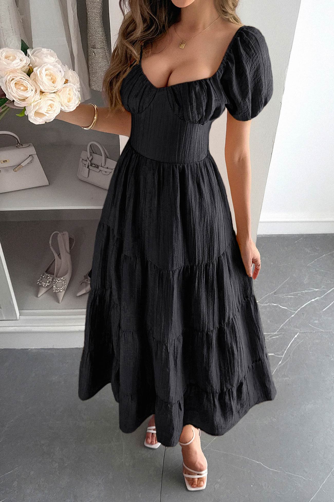 Beautifully Crafted Dress in a Classic Style