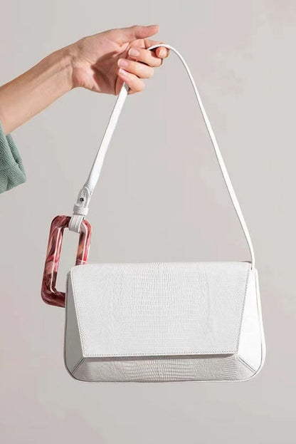 Classic Vintage Bag with a Flattering Fit