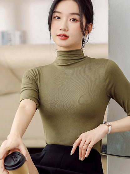 Effortlessly Elegant Blouse with a Timeless Design