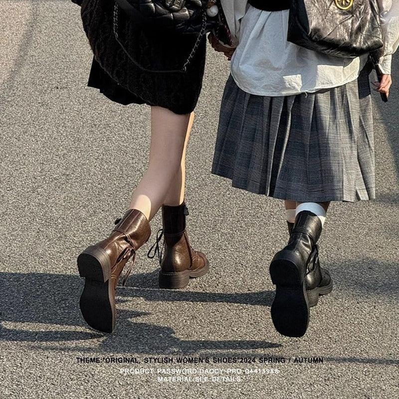 Polished Boots with an Effortless Classic Look