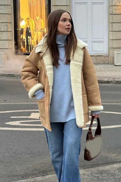 Sophisticated Coat with a Clean Classic Look