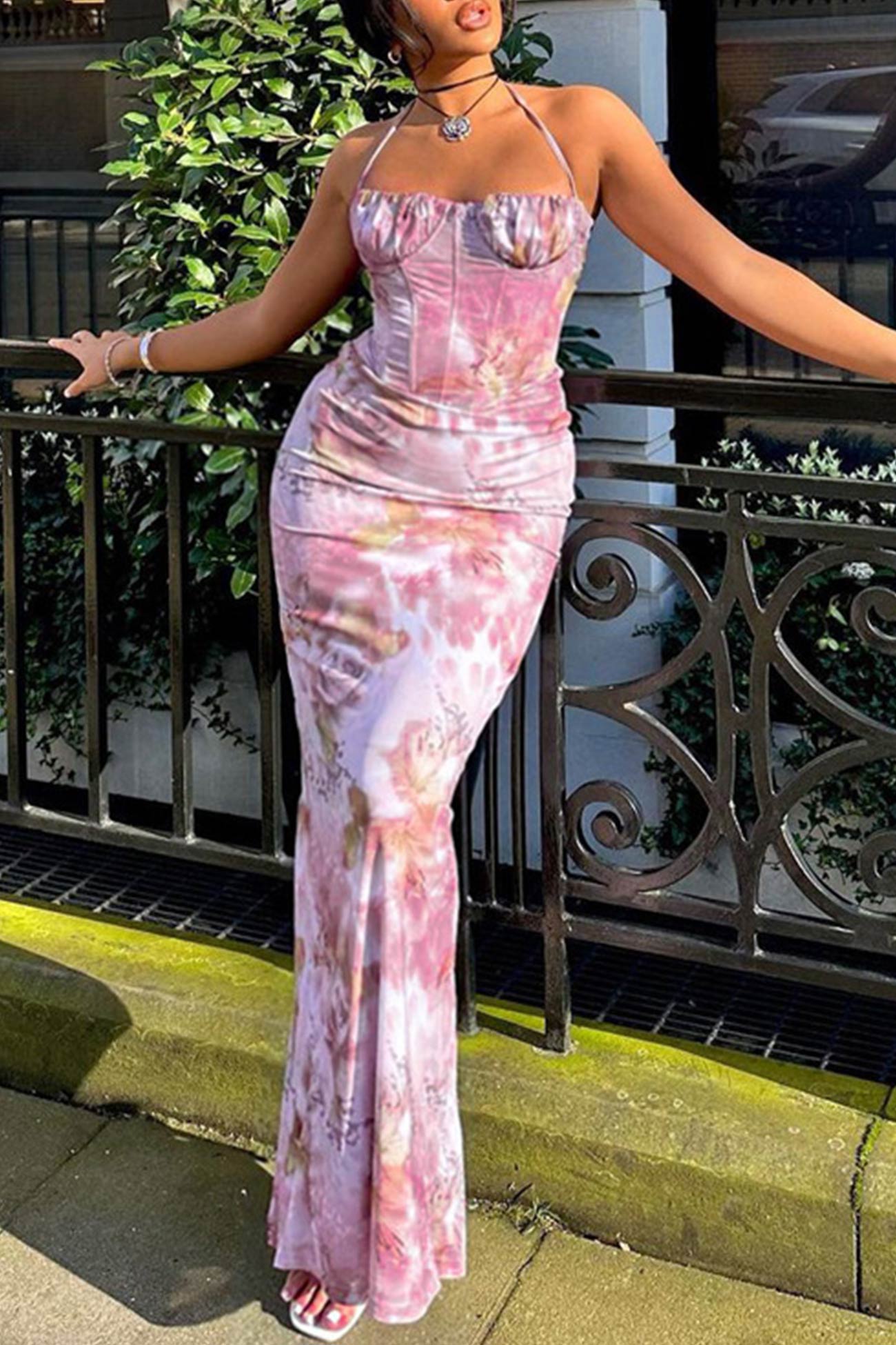 Classic Vintage & Enduringly Stylish Dress