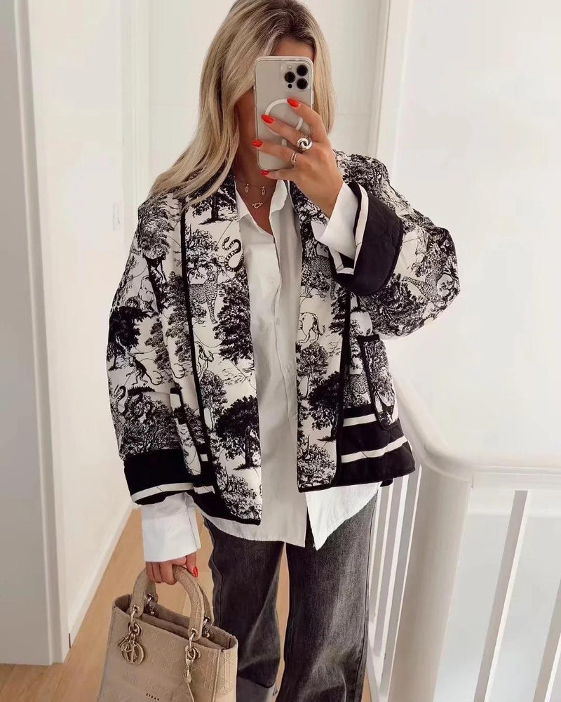 Gracefully Styled Jacket for Any Occasion