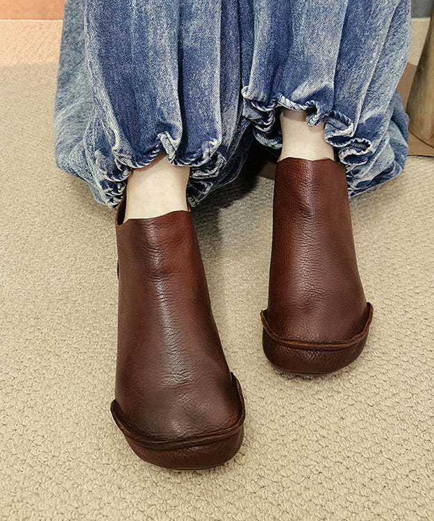 Elegantly Styled Boots for Everyday Wear