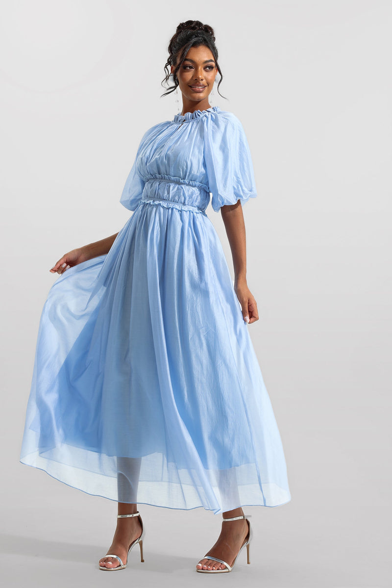 Polished Dress with an Effortless Classic Look
