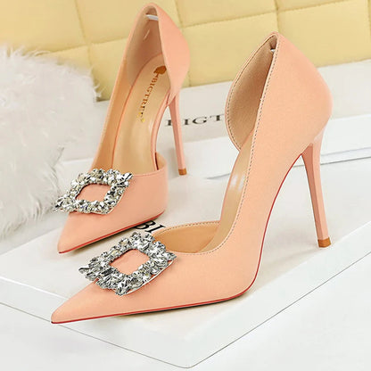 Elegantly Styled Heels for Everyday Wear