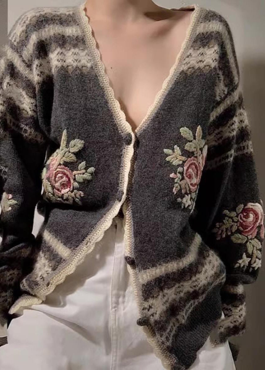 Elegantly Styled Cardigan for Everyday Wear