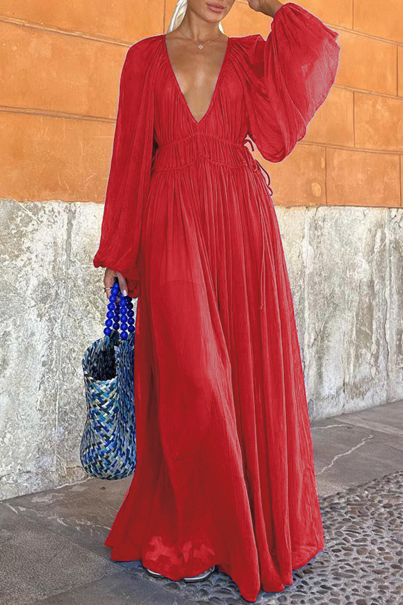 Effortlessly Elegant Dress with a Timeless Design