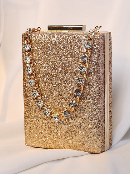 Well Tailored Bag with a Graceful Silhouette
