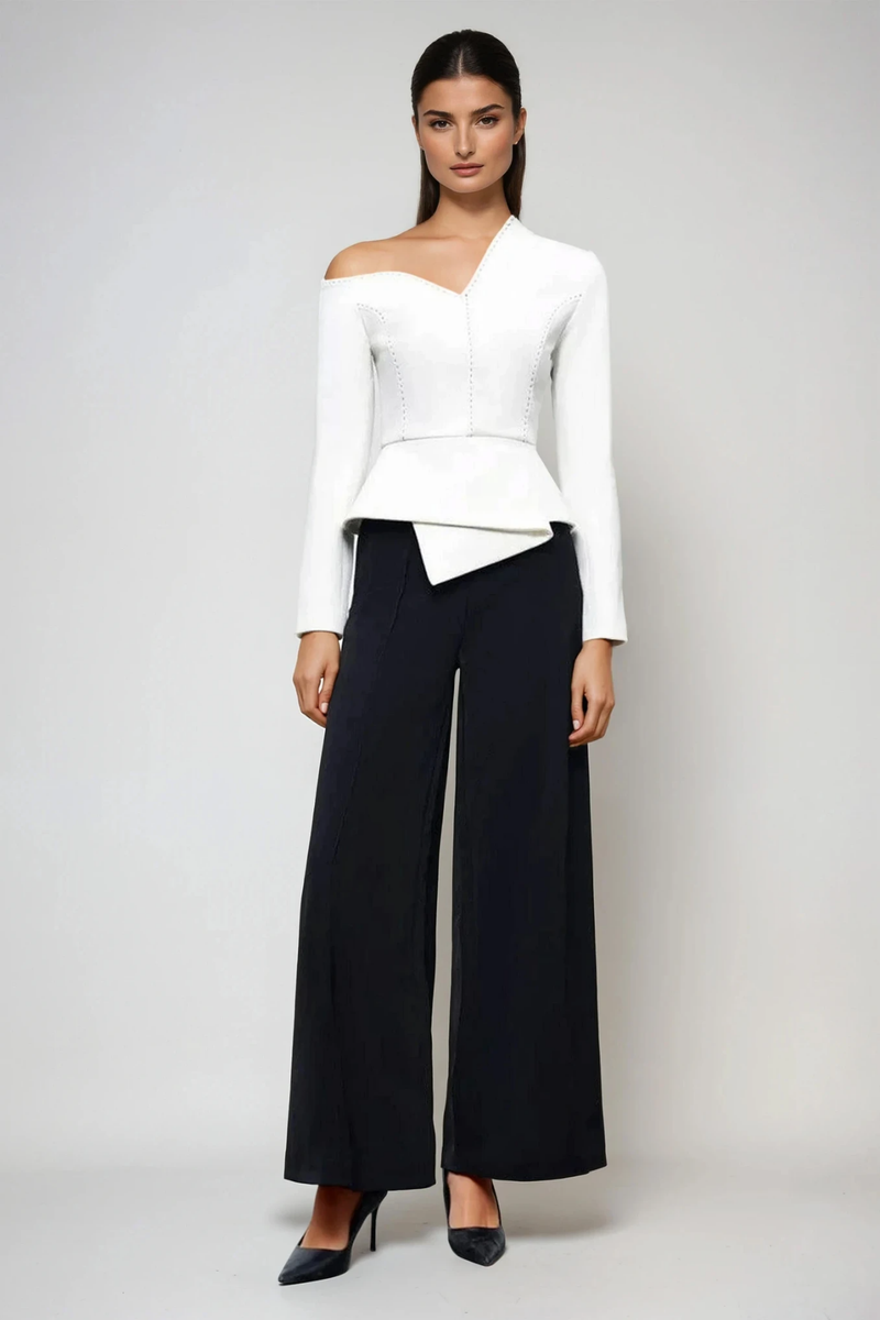 Classic Vintage Pants with a Flattering Fit