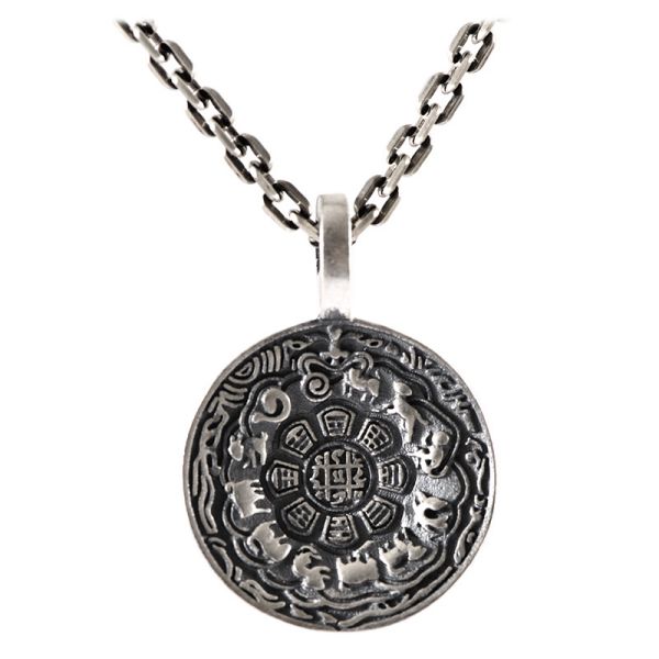 Beautifully Crafted Garment in a Classic Style