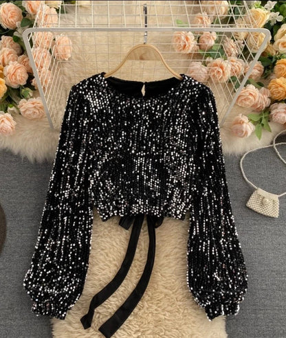 Classic Vintage & Enduringly Stylish Blouse