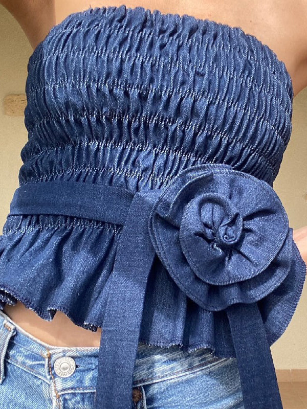 Classic Vintage & Enduringly Stylish Top