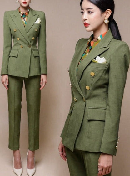 Sophisticated Garment with a Clean Classic Look