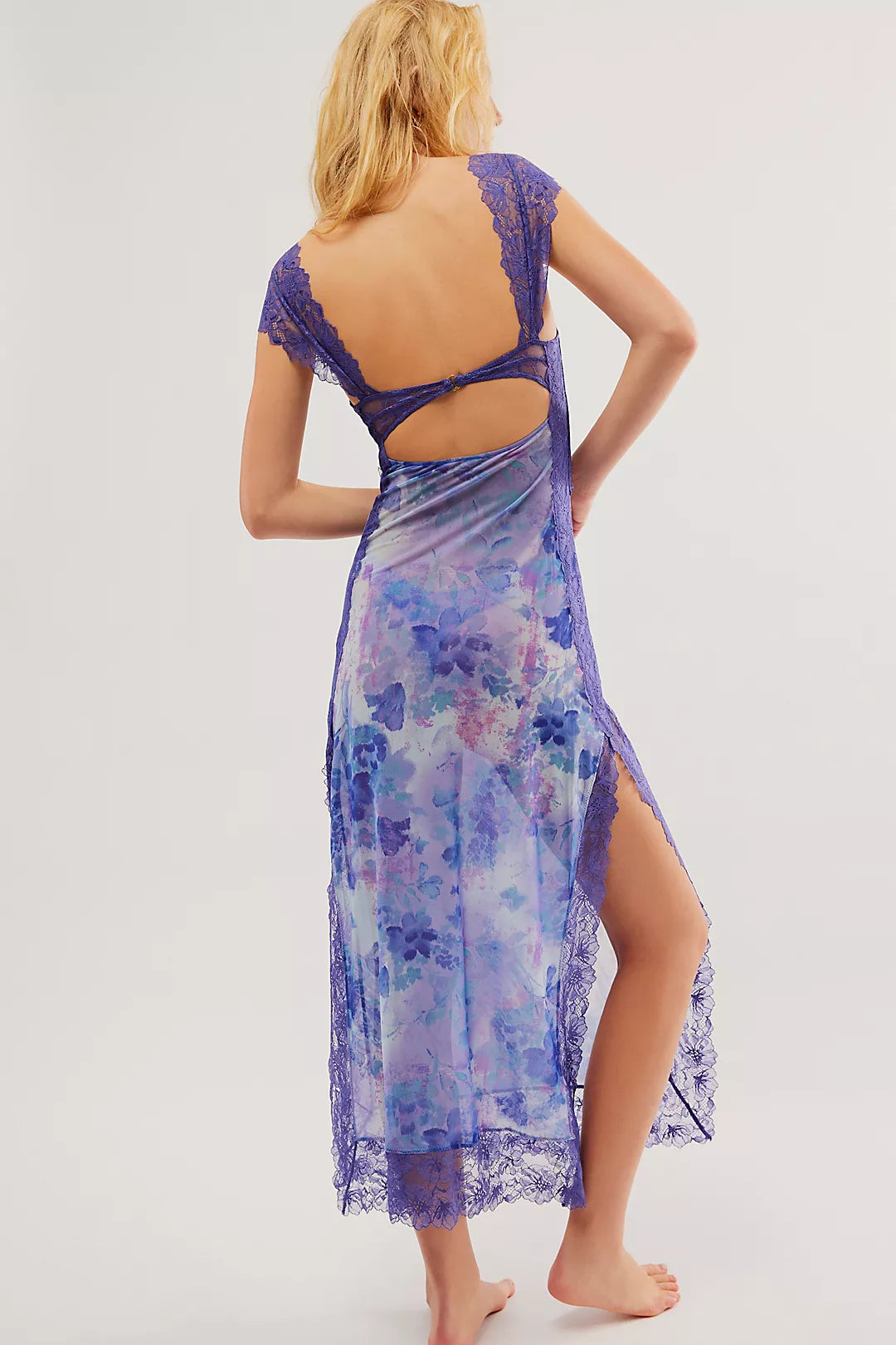 Gracefully Styled Garment for Any Occasion